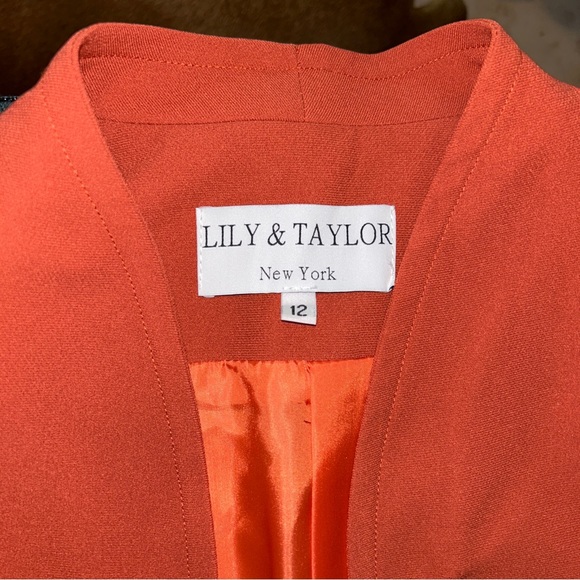 Lily and Taylor tank with blazer set - Picture 4 of 10